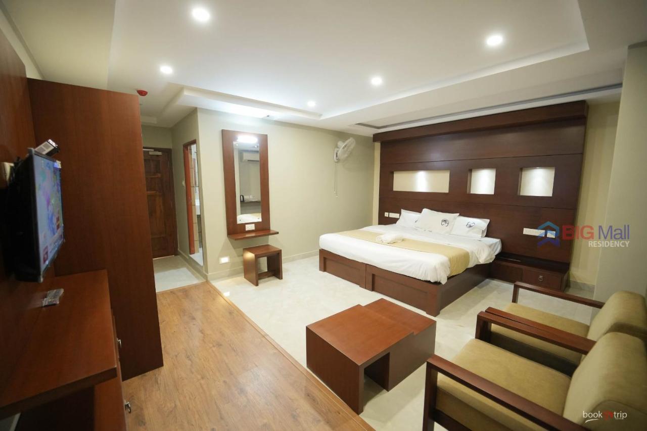 Bigmall Residency Hotel Kannangad Eksteriør billede